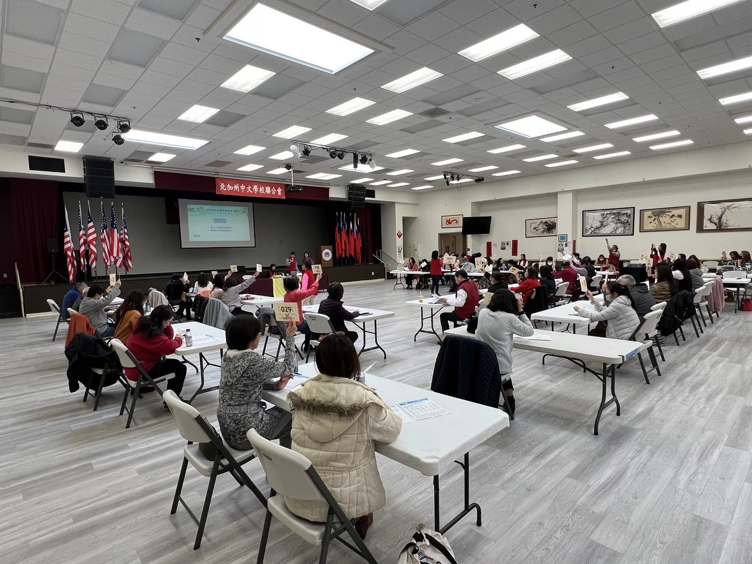 會員學校理事們表決議案 （一）