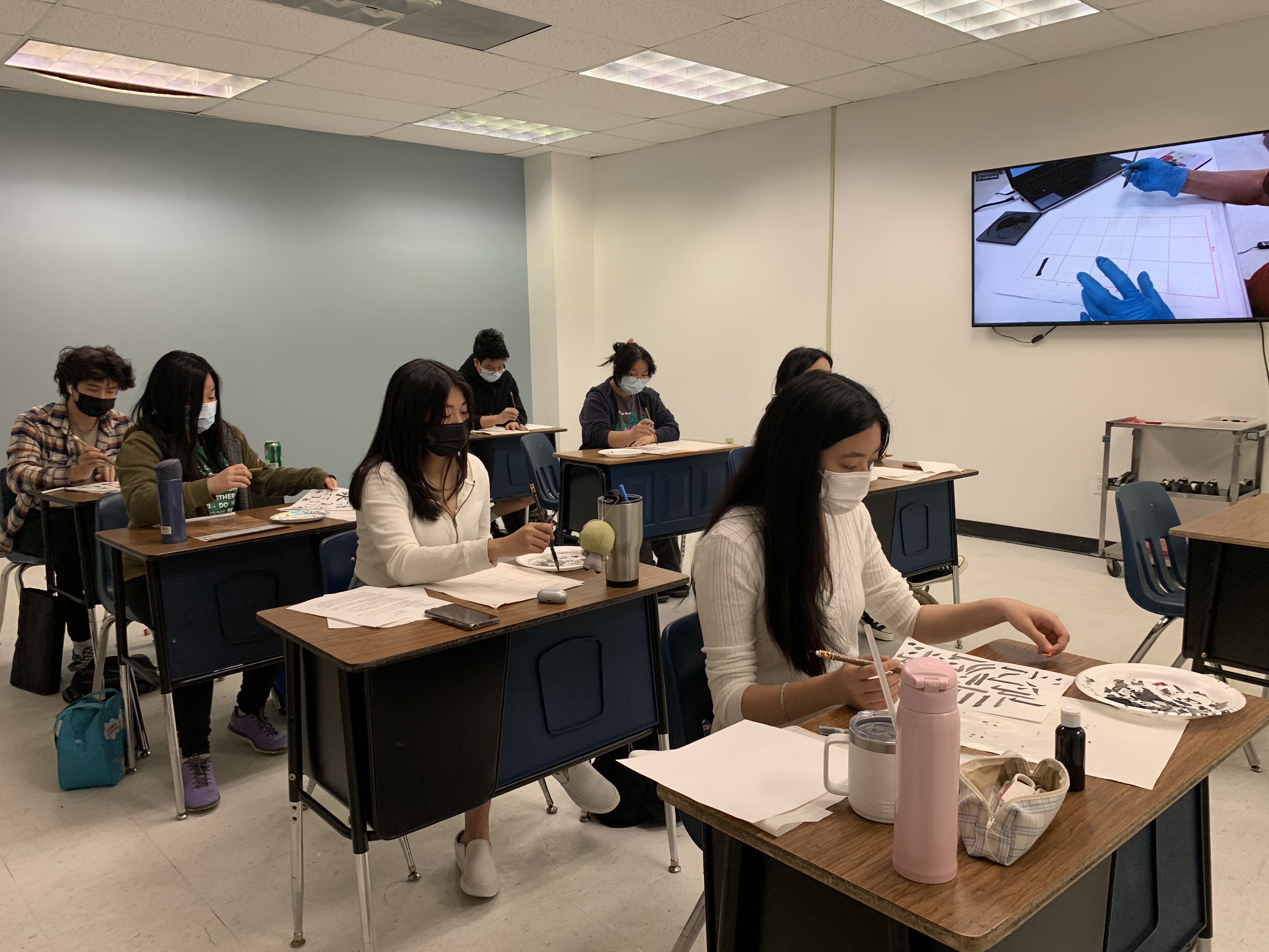 書法比賽: 學生臨摹字帖