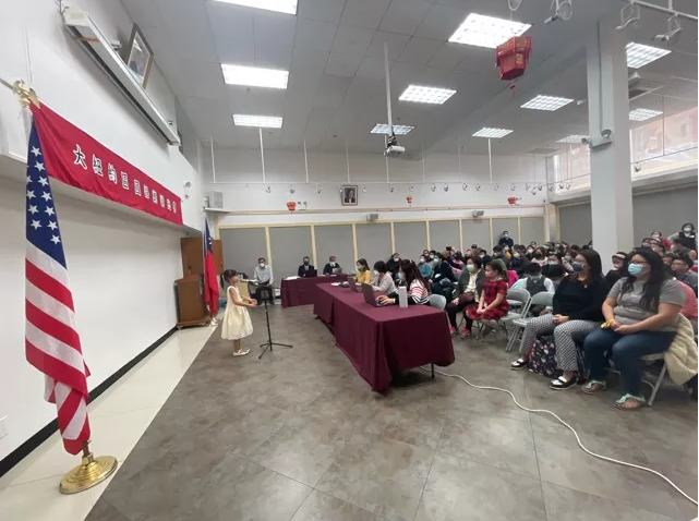 朗誦時刻、滿堂靜音