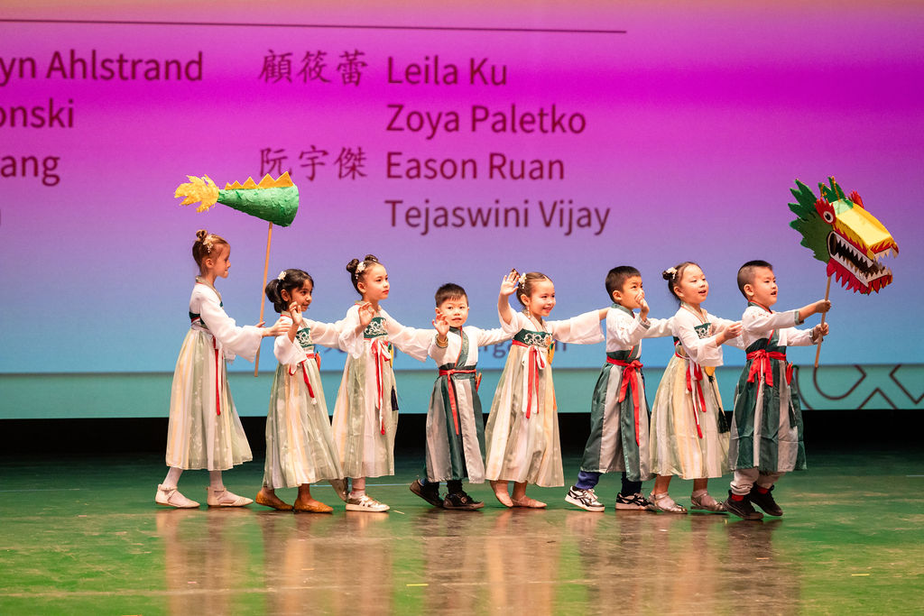 幼稚園班表演