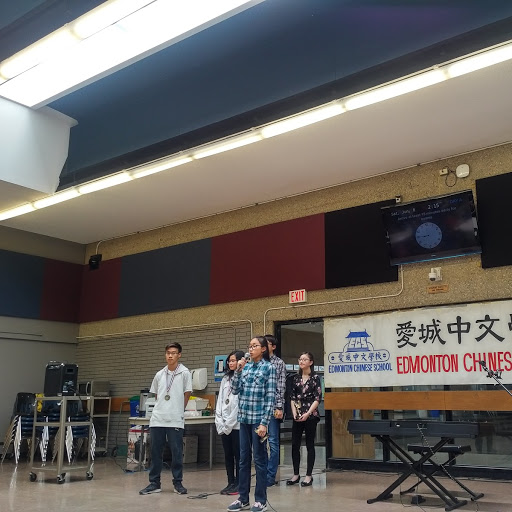 高年組演講領獎表演