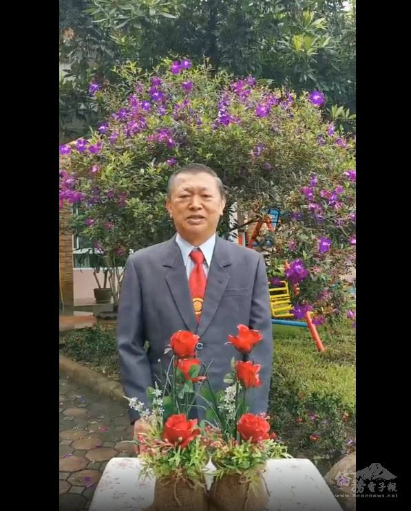臘戌聖光中學董事長魯金良期勉學生踏實做事，成為聖光之光。