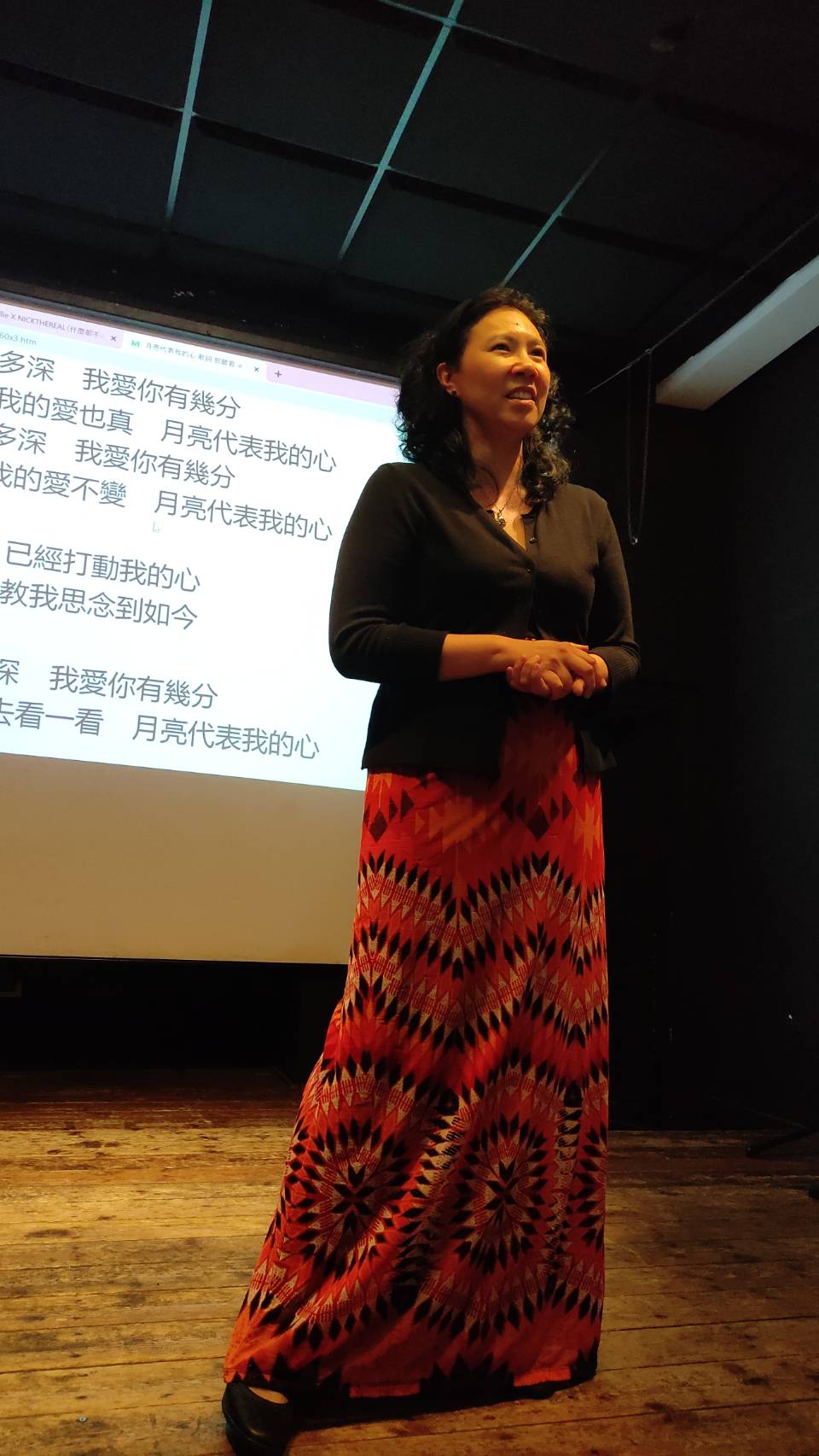臺灣聲樂家僑民陳楚融獻唱-月亮代表我的心