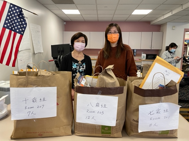 教務組為所有參加的同學準備了goody bags, 當天有出席參加就有獎品鼓勵。