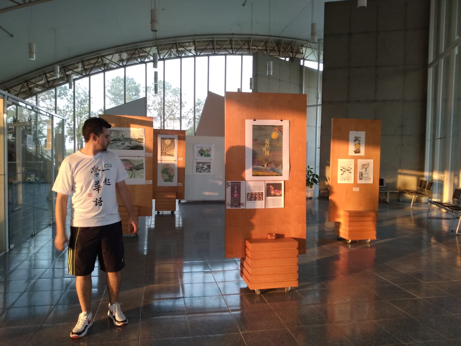 以中秋節為主題之水墨成果展-花好月圓