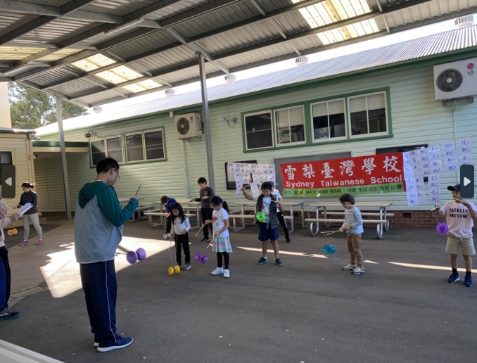 學生們熱血的投入活動