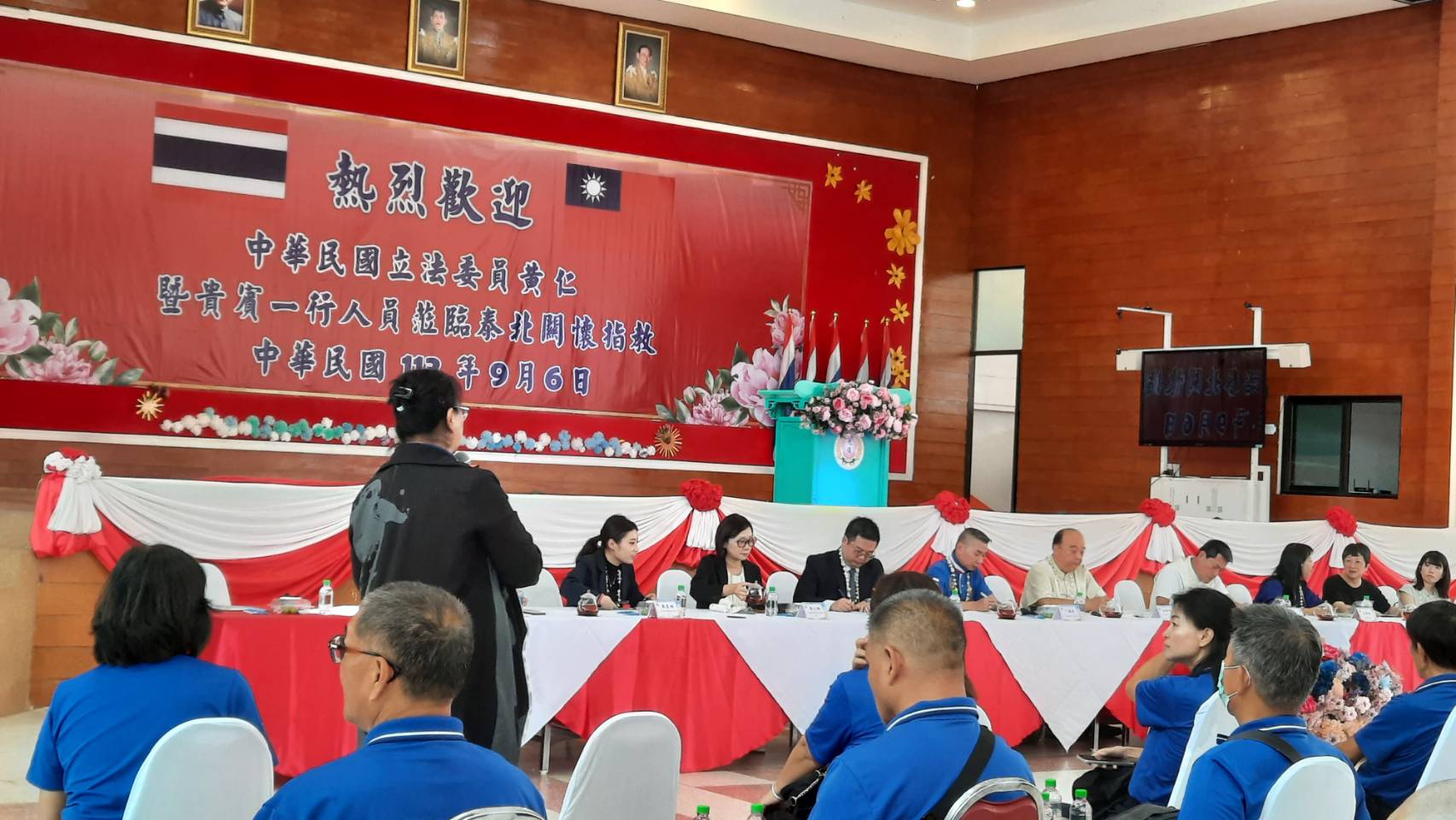 僑校代表提問