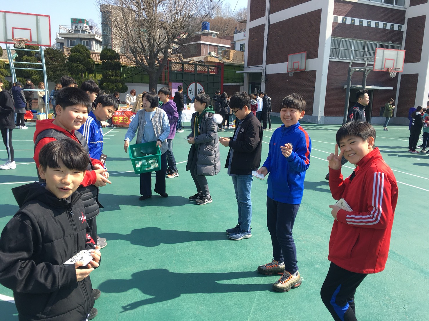 玩紙牌遊戲