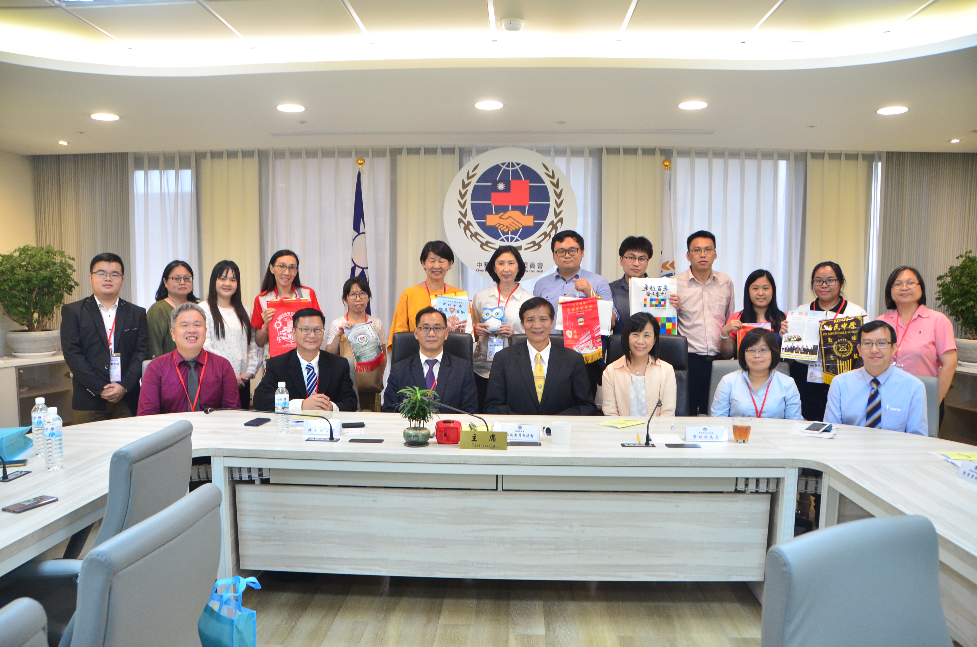 拜會僑務委員會