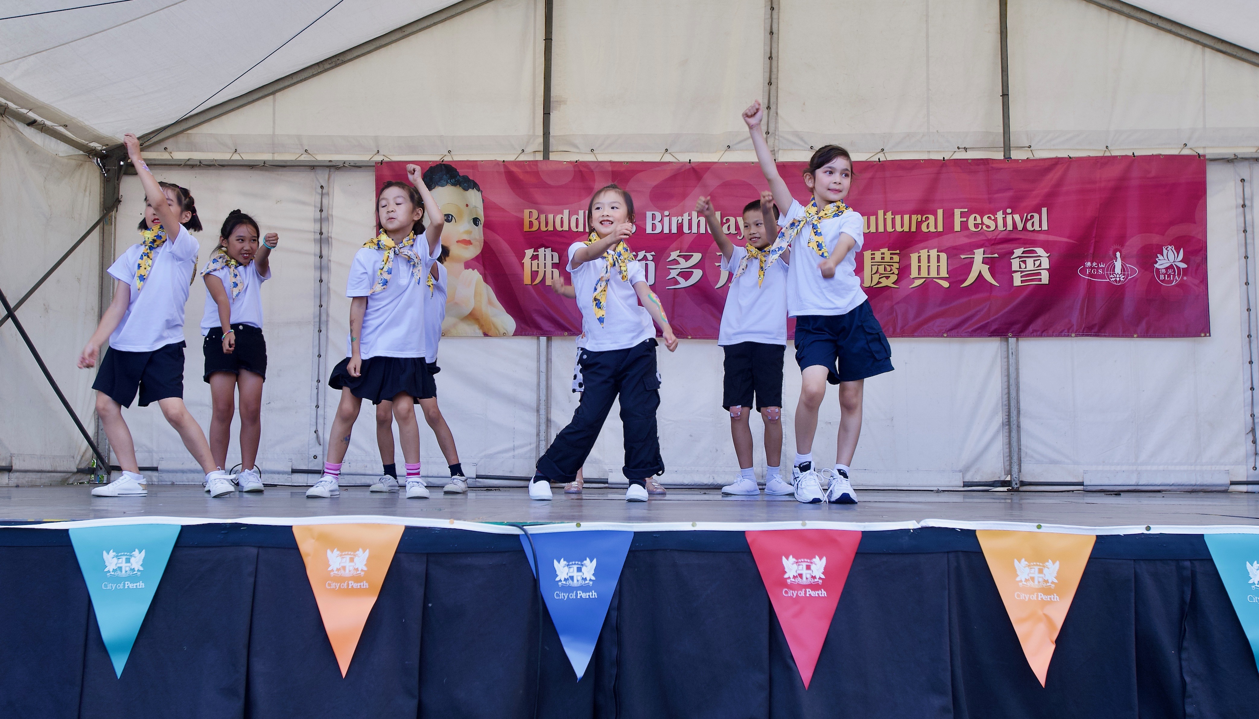學生舞蹈表演