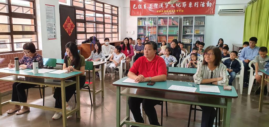 臺下同學們靜心聆聽