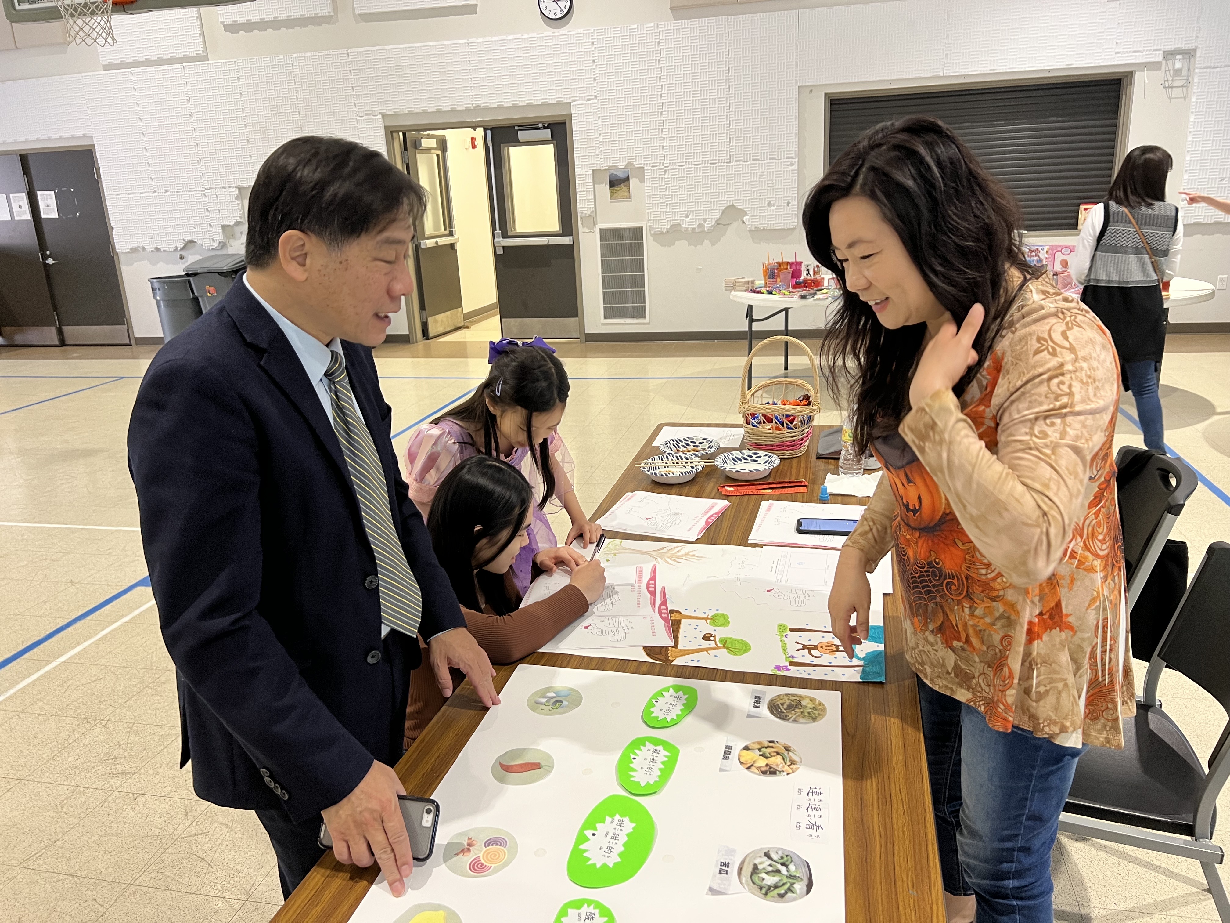亞特蘭大僑教中心主任歐宏偉參加肯州萊城中文學校海外正體漢字文化節活動