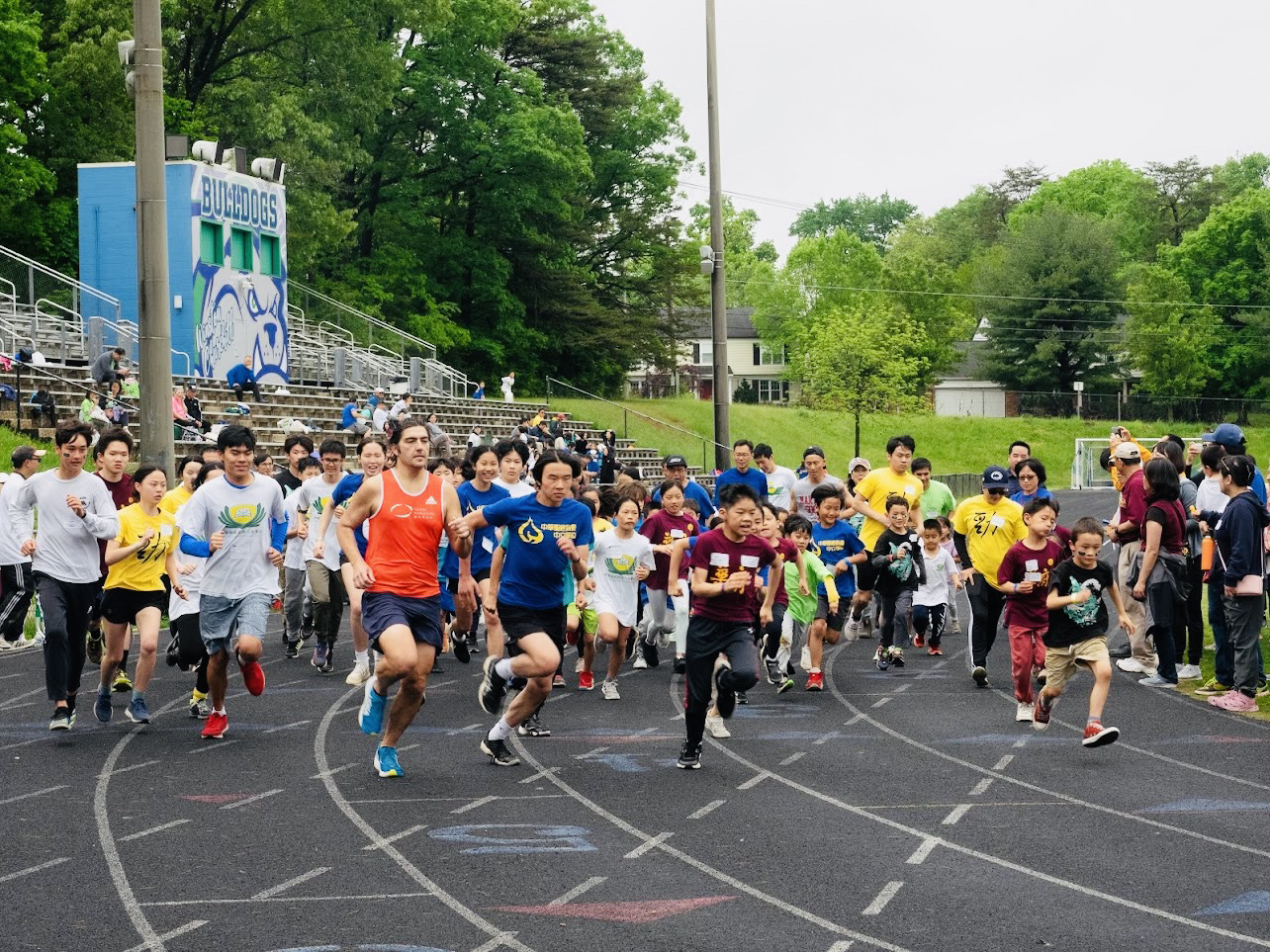 1,600M長跑比賽